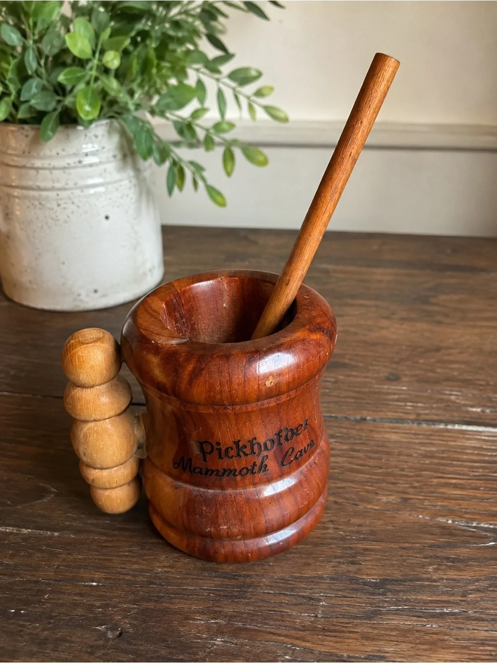 Vintage Mammoth Cave KY Wooden Pickholder Toothpick Holder